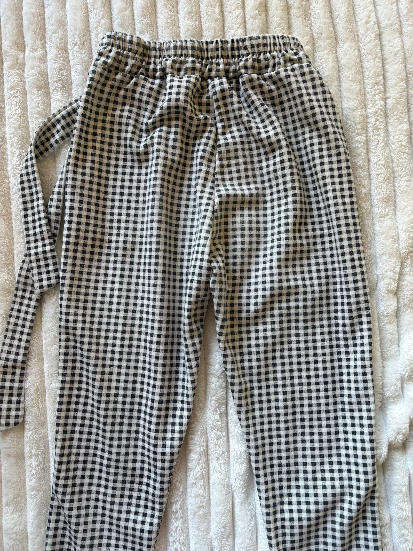 Belted pants with gingham pattern – photo 8
